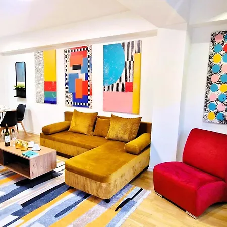 2-bedroom Near Center With Private Parking Apartament Skopje